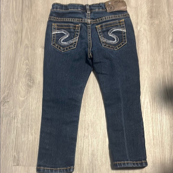 Silver Jeans Sasha Blue Straight Leg Denim with Whiskering - Picture 2 of 3